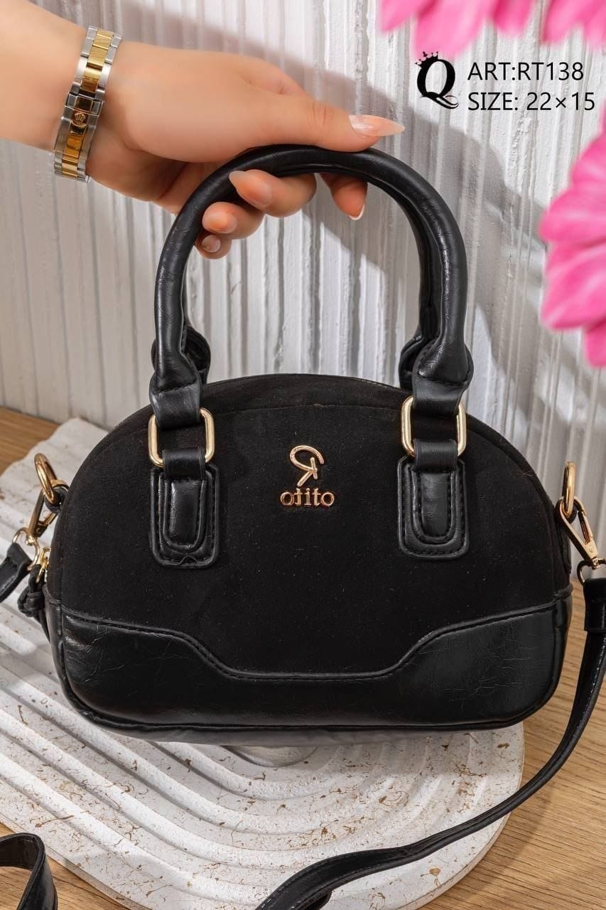 RT138 — Black dome top handle bag front, 22 × 15 (Black)