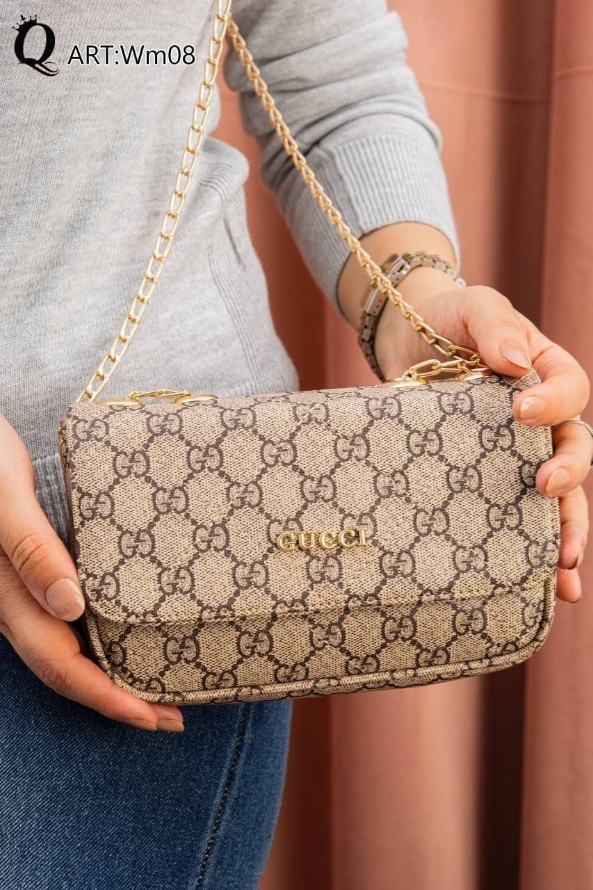 Wm08 — Brown patterned chain-strap bag front (Brown)